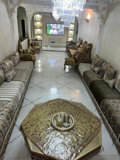 Appartement Centre 600M Plage Tangier Bagian luar foto